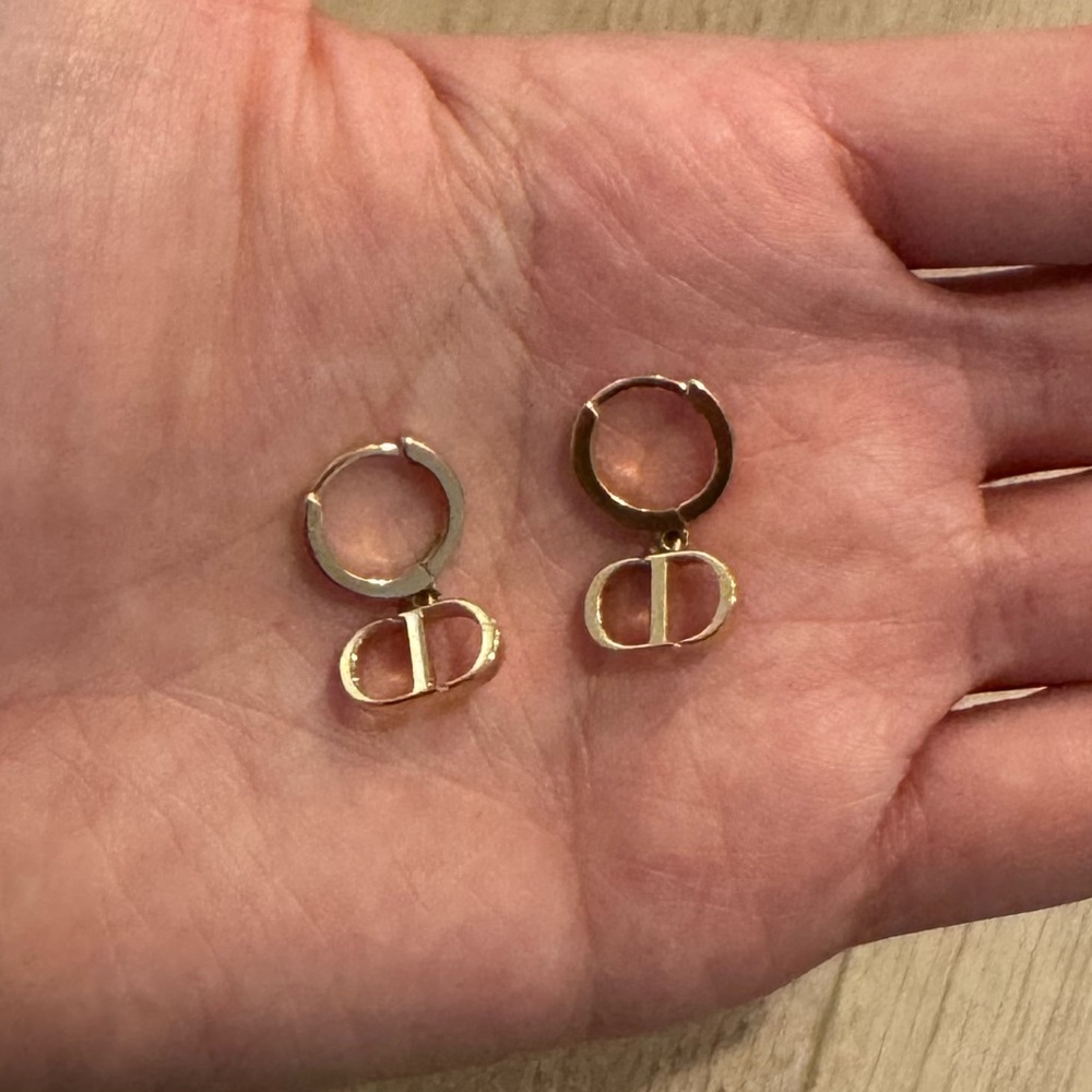 CHRISTIAN DIOR gold earrings